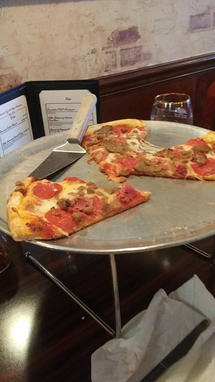 Delcatos Pizza & Italian | restaurant | 1474 W Granada Blvd, Ormond Beach, FL 32174, USA | 3866733446 OR +1 386-673-3446