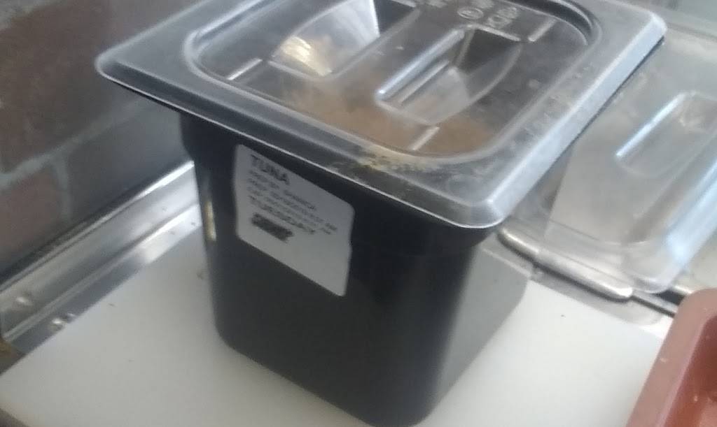 Subway | restaurant | 7022 Shallowford Rd, Chattanooga, TN 37421, USA | 4238947526 OR +1 423-894-7526