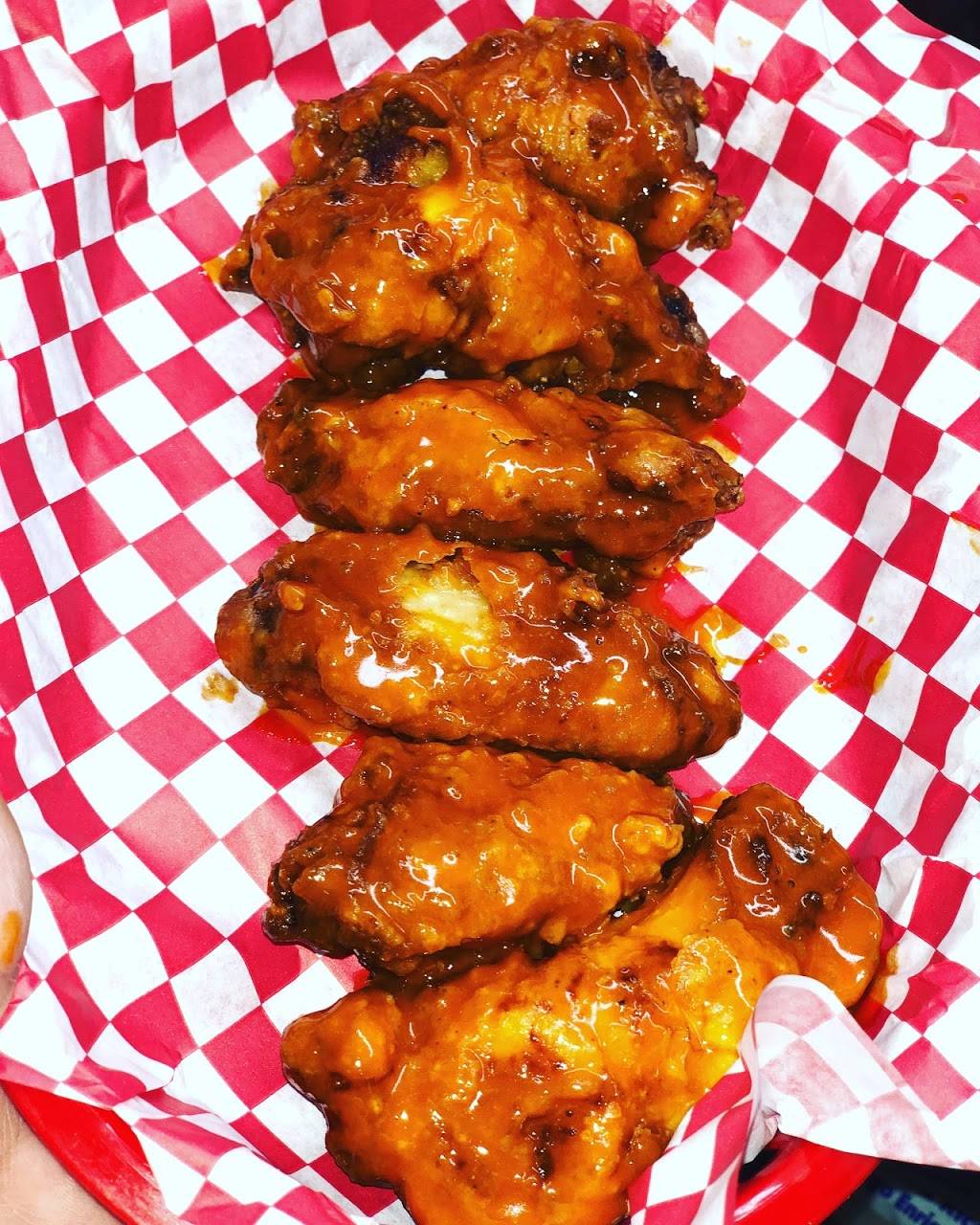 Marinas Bar Restaurant | restaurant | 1186 NW 103rd St, Miami, FL 33150, USA | 3057220707 OR +1 305-722-0707