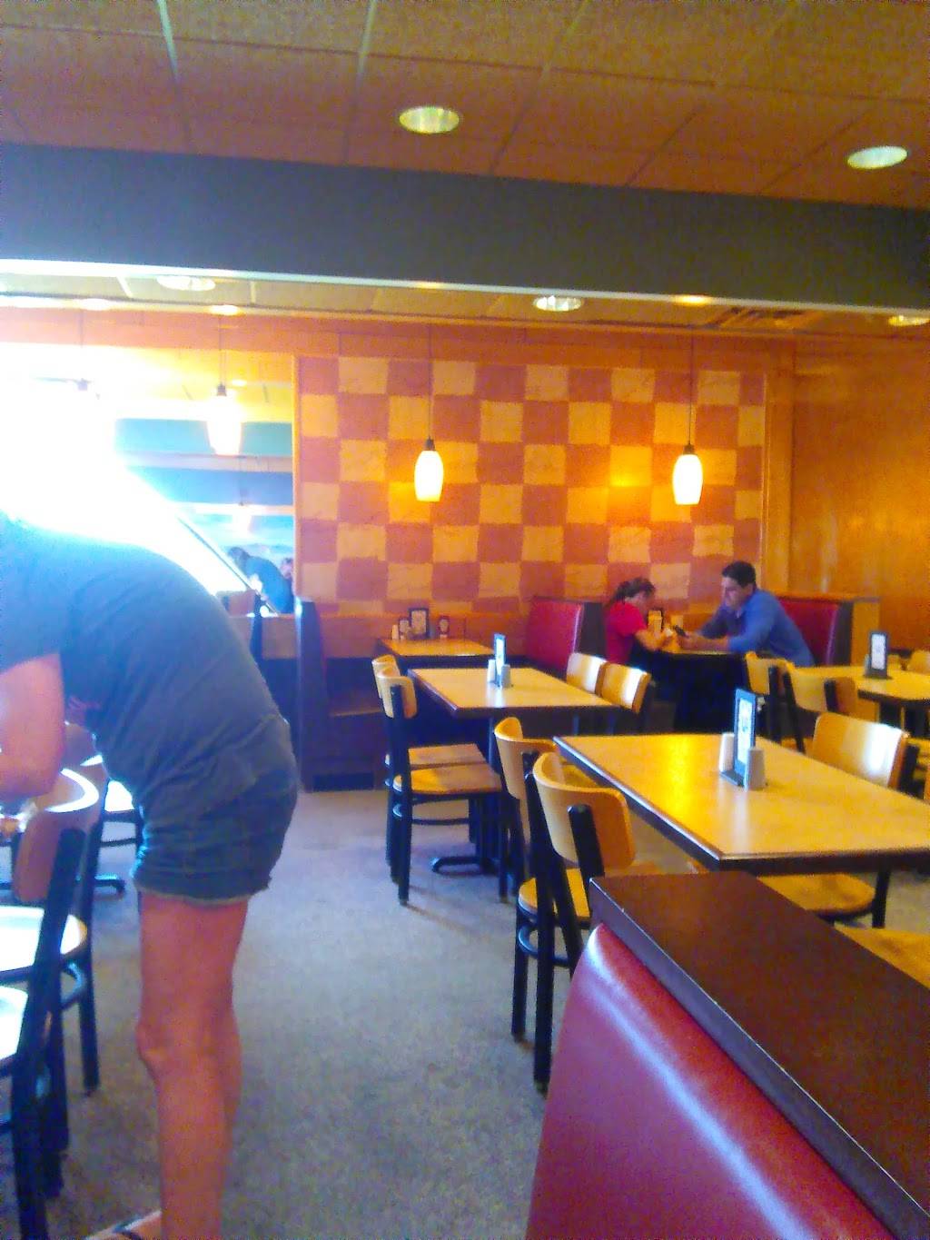 Papa Ginos | restaurant | 44 Nashua Rd, Londonderry, NH 03053, USA | 6034348555 OR +1 603-434-8555