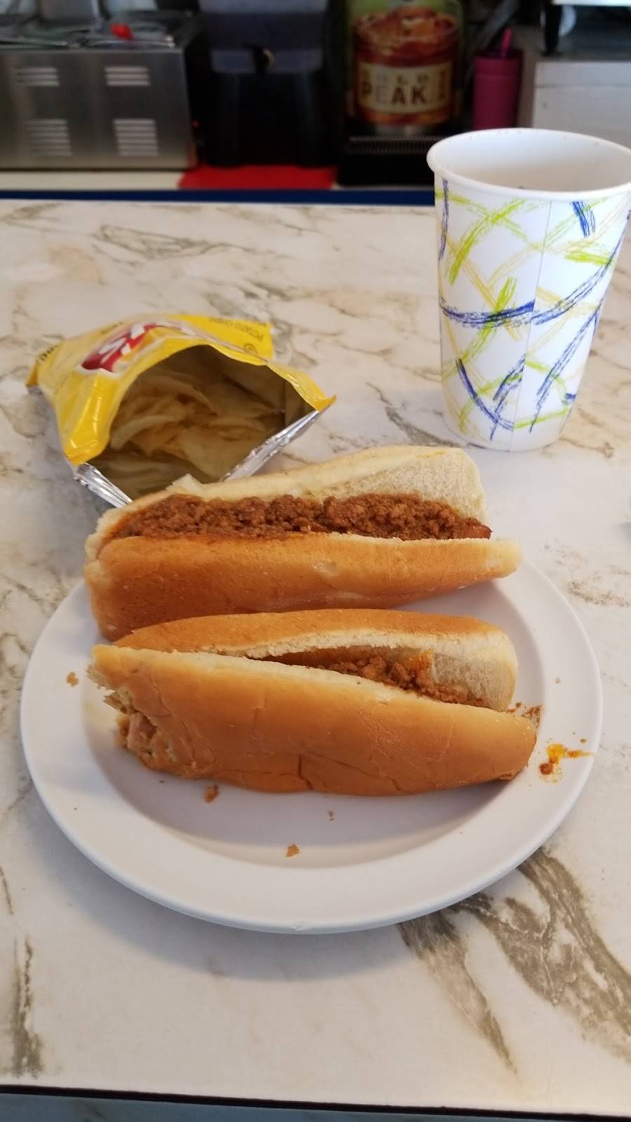 Dougs Hot Dogs | restaurant | 9643 Granby St, Norfolk, VA 23503, USA | 7573337806 OR +1 757-333-7806