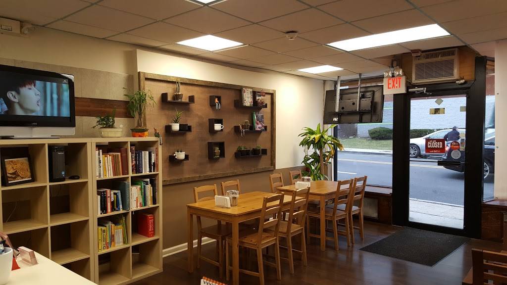 Daegu chicken | meal takeaway | 553 Main St, Fort Lee, NJ 07024, USA | 2013020949 OR +1 201-302-0949