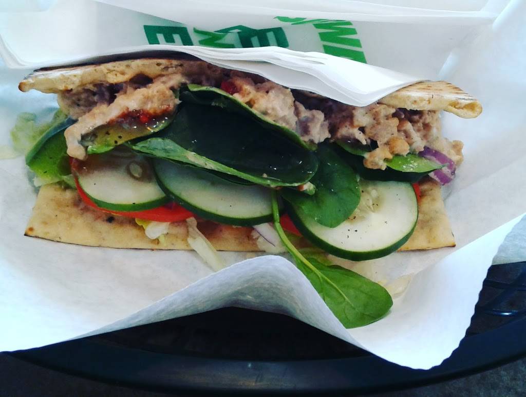 Subway | restaurant | 320 Suburban Dr, Newark, DE 19711, USA | 3025335301 OR +1 302-533-5301