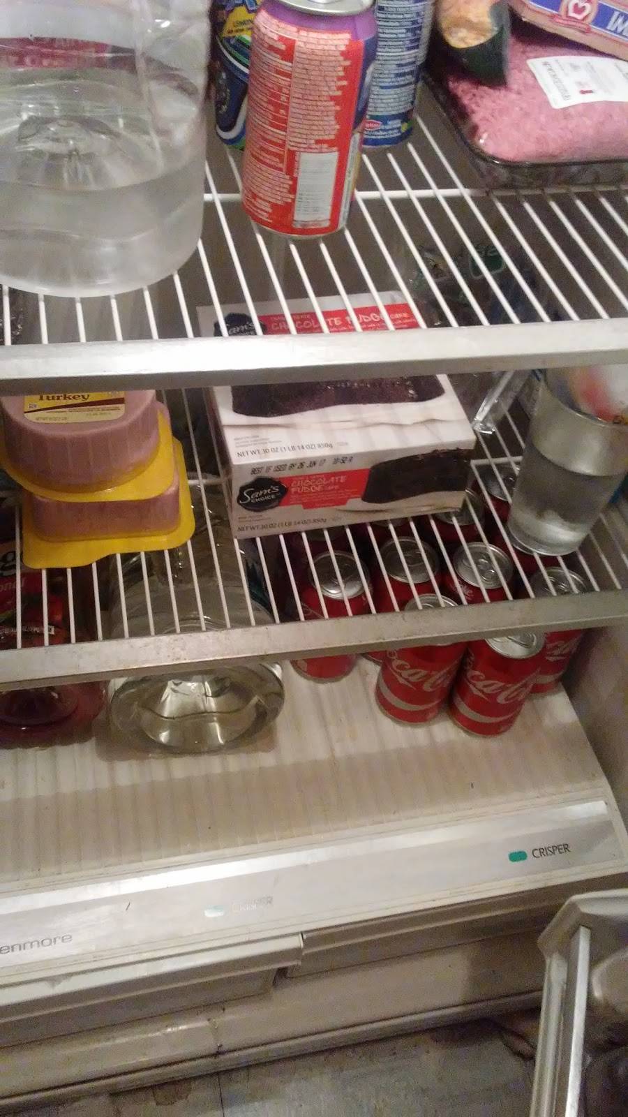 Cholies Pizza | restaurant | 1601 E 53rd St, Chicago, IL 60615, USA | 7736848688 OR +1 773-684-8688