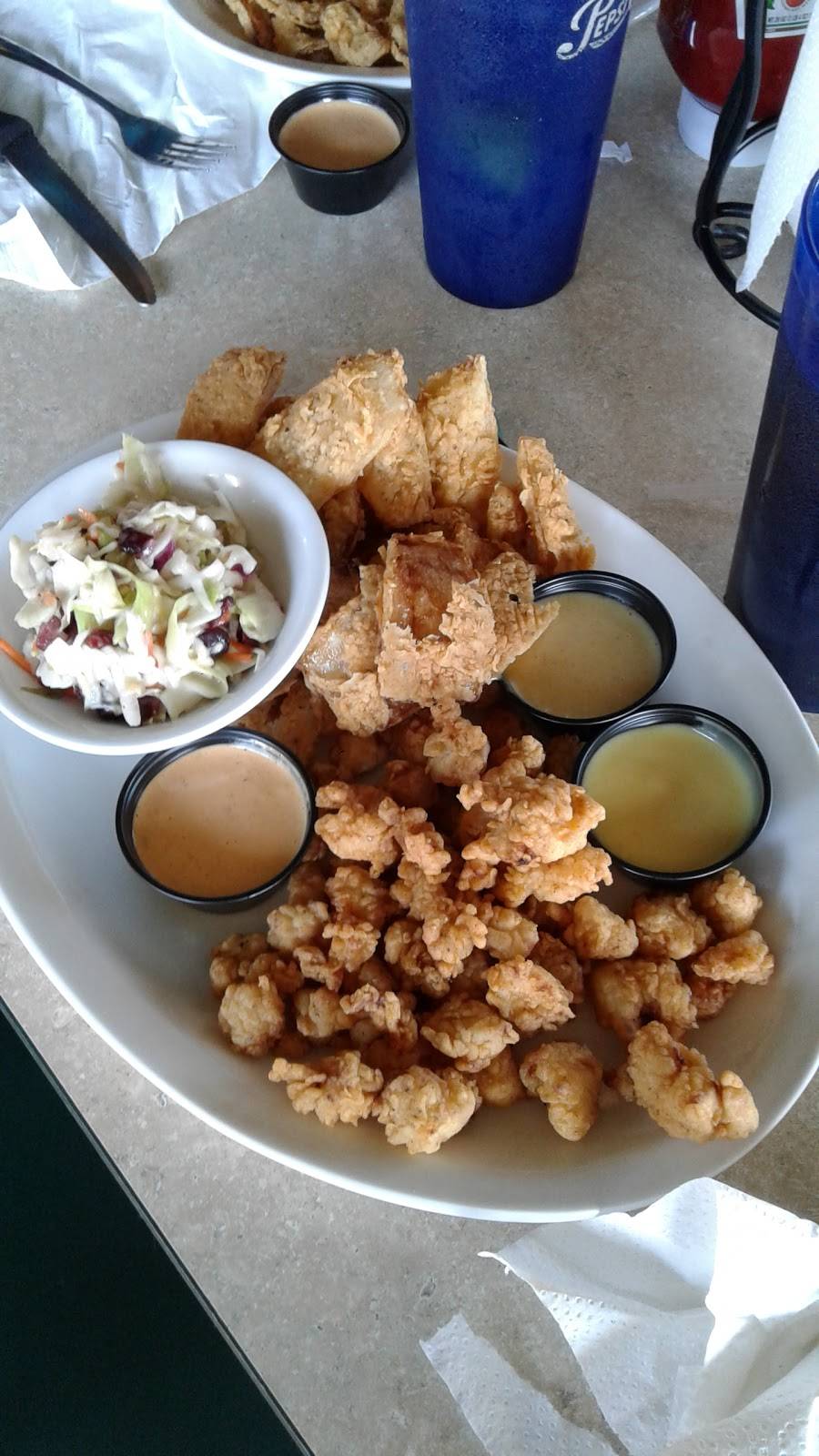 Gators Dockside Lake City | restaurant | 313 NW Commons Loop, Lake City, FL 32055, USA | 3864385446 OR +1 386-438-5446