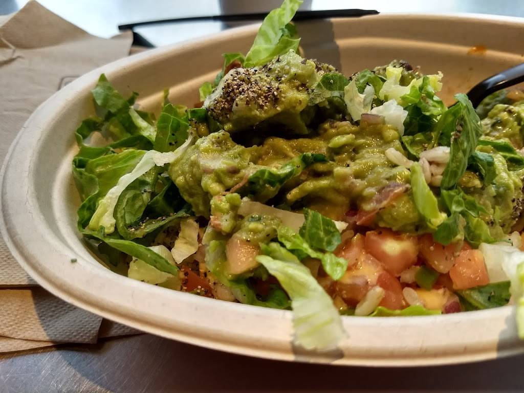 Chipotle Mexican Grill | restaurant | 274 Elm St, Somerville, MA 02144, USA | 6176231759 OR +1 617-623-1759