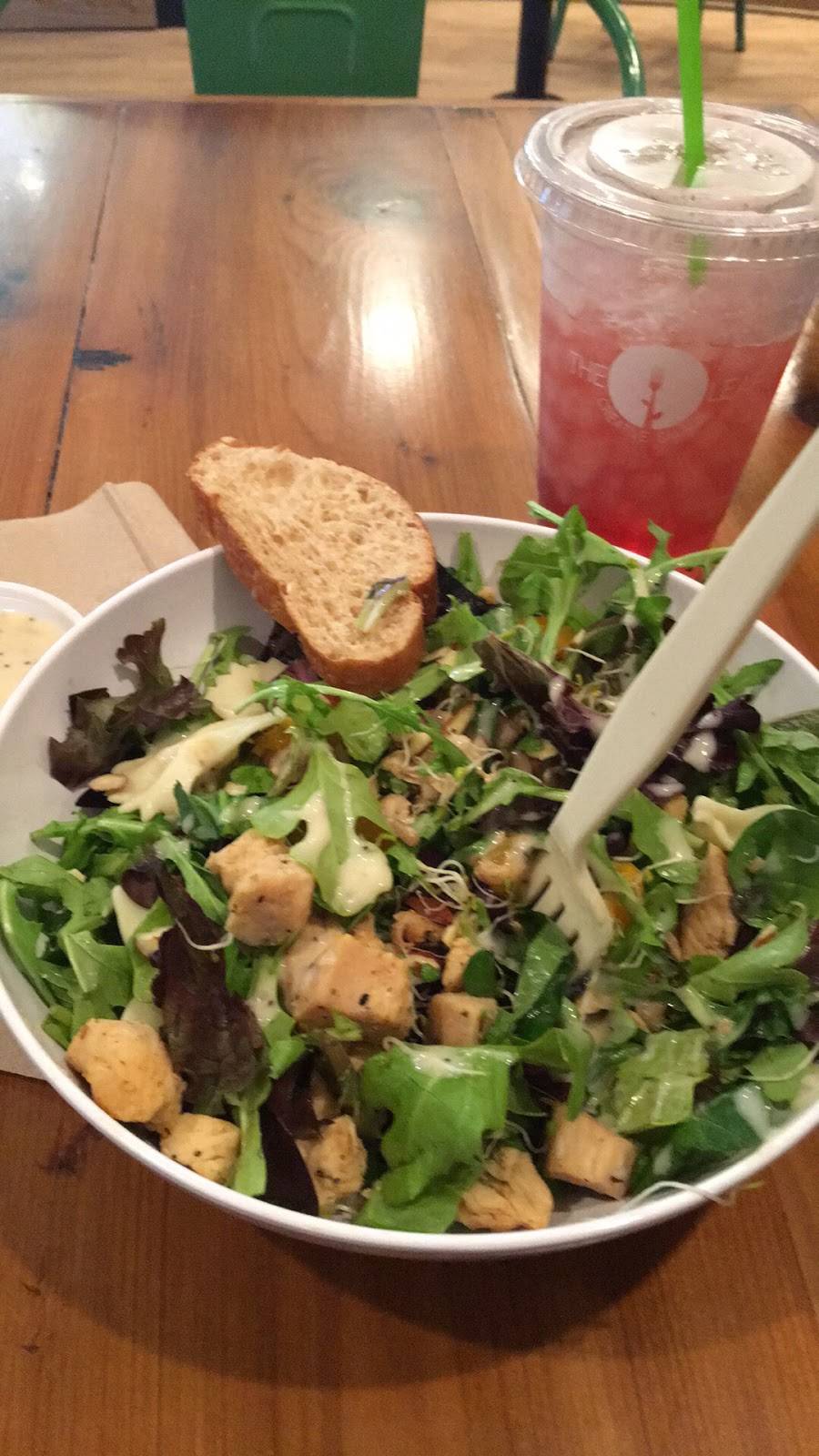 The Leaf Creative Salads | restaurant | 112 Cornerstone St, Lynchburg, VA 24502, USA | 4345343119 OR +1 434-534-3119