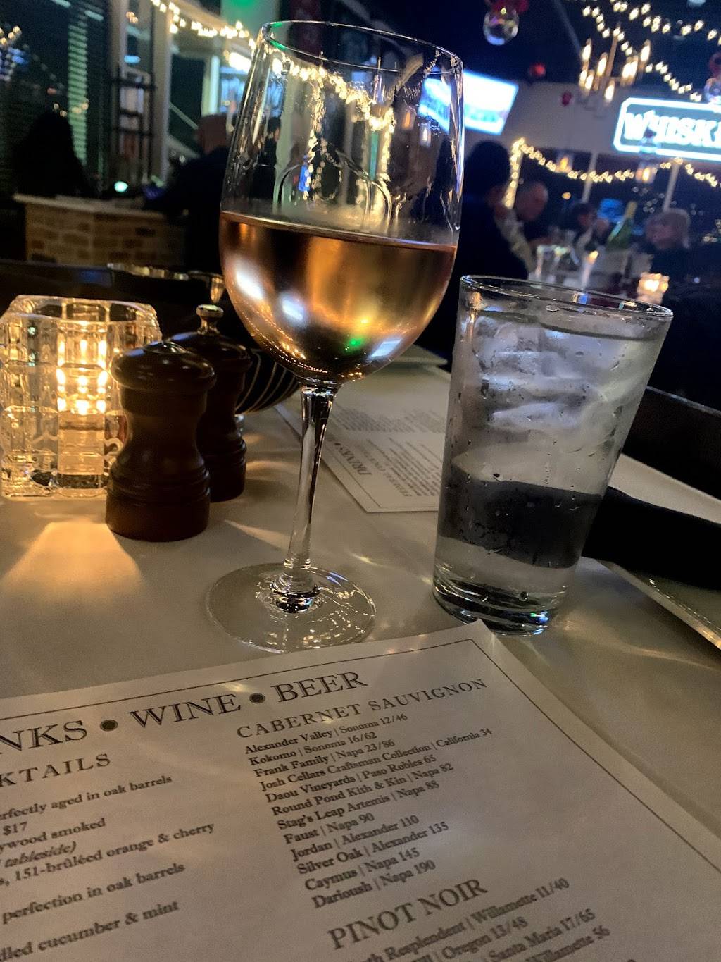 Federal American Grill | restaurant | 8731 Katy Fwy Suite 150, Houston, TX 77024, USA | 8329107777 OR +1 832-910-7777