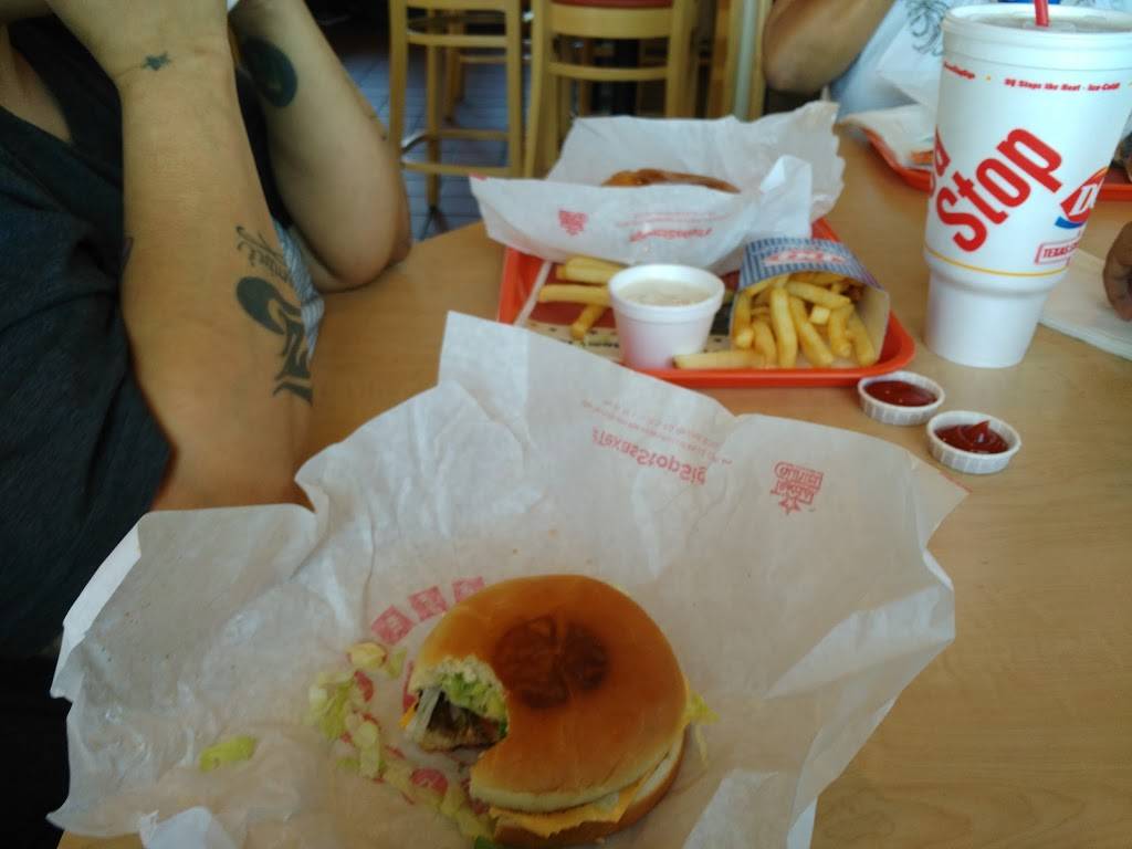 Dairy Queen Store | restaurant | 7076 S Loop 1604 W, Somerset, TX 78069, USA | 8304293399 OR +1 830-429-3399