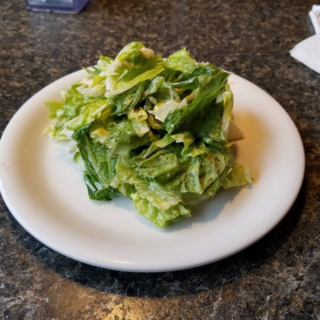 Pizza Hut | meal takeaway | 1590 E Chestnut St, Canton, IL 61520, USA | 3096476888 OR +1 309-647-6888