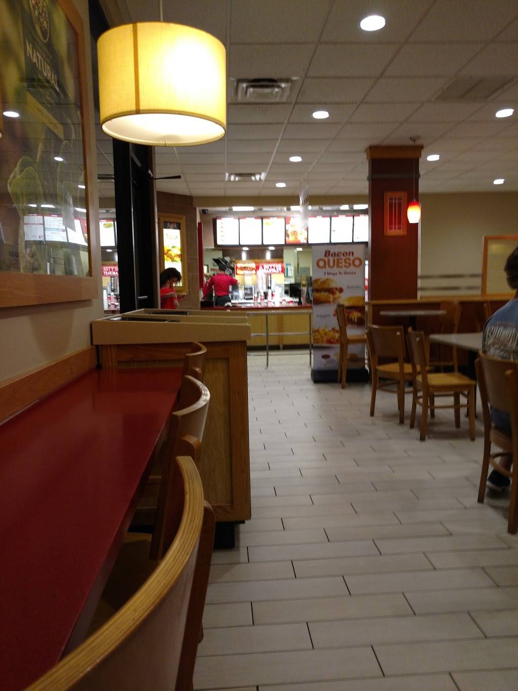 Wendys | restaurant | 1500 N College St, Auburn, AL 36830, USA | 3348218621 OR +1 334-821-8621