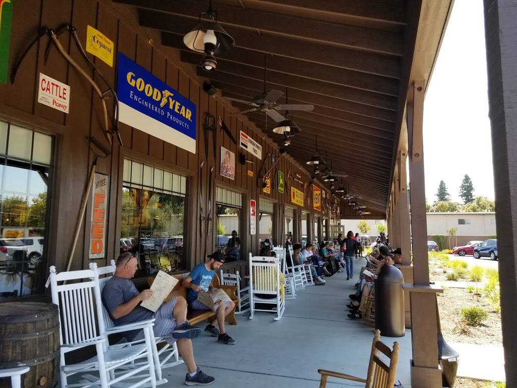 Cracker Barrel Old Country Store | restaurant | 1000 Howe Ave, Sacramento, CA 95825, USA | 9165641006 OR +1 916-564-1006