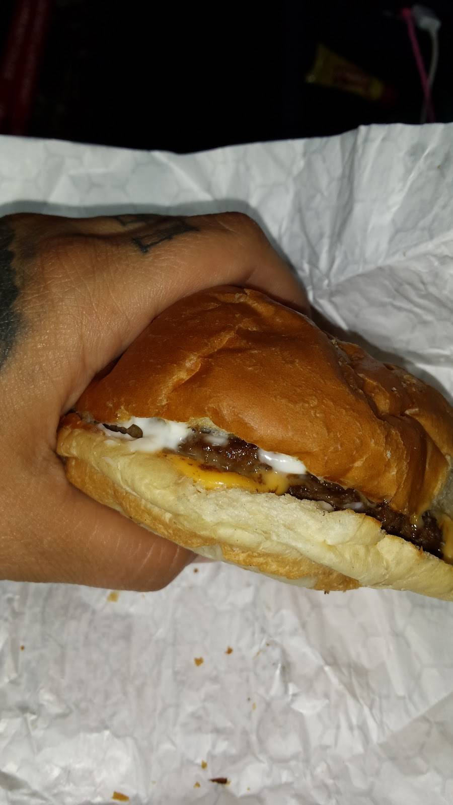 Swensons (Montrose) Drive-In Restaurants | meal takeaway | 40 Brookmont Rd, Akron, OH 44333, USA | 3306651858 OR +1 330-665-1858