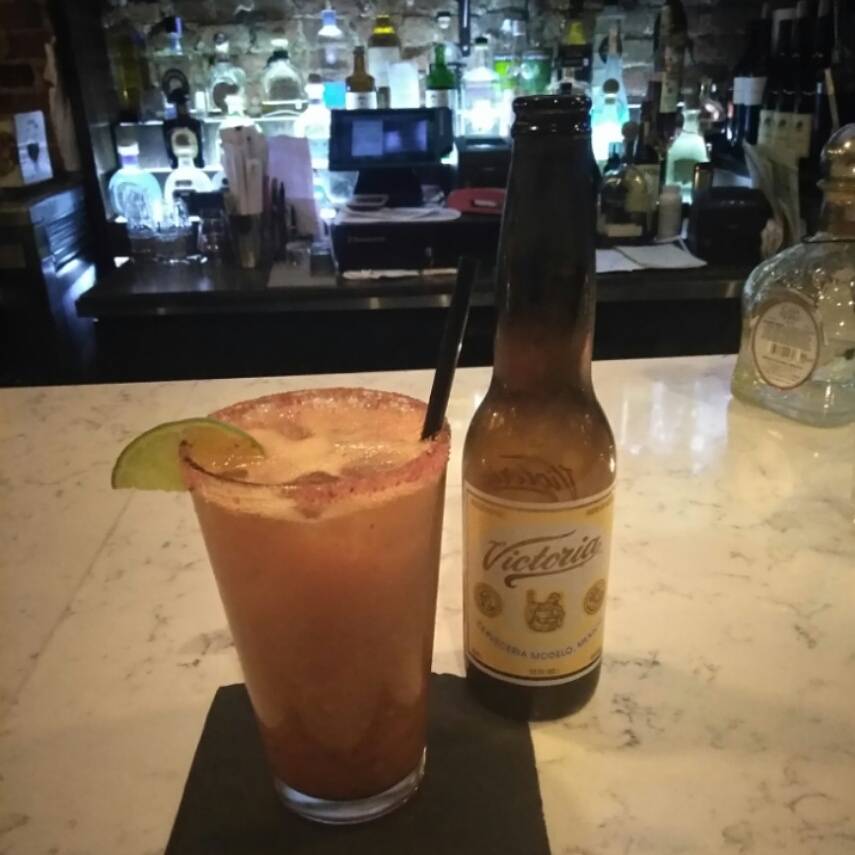 La Avenida | restaurant | 2247 1st Avenue, New York, NY 10029, USA | 2128282247 OR +1 212-828-2247