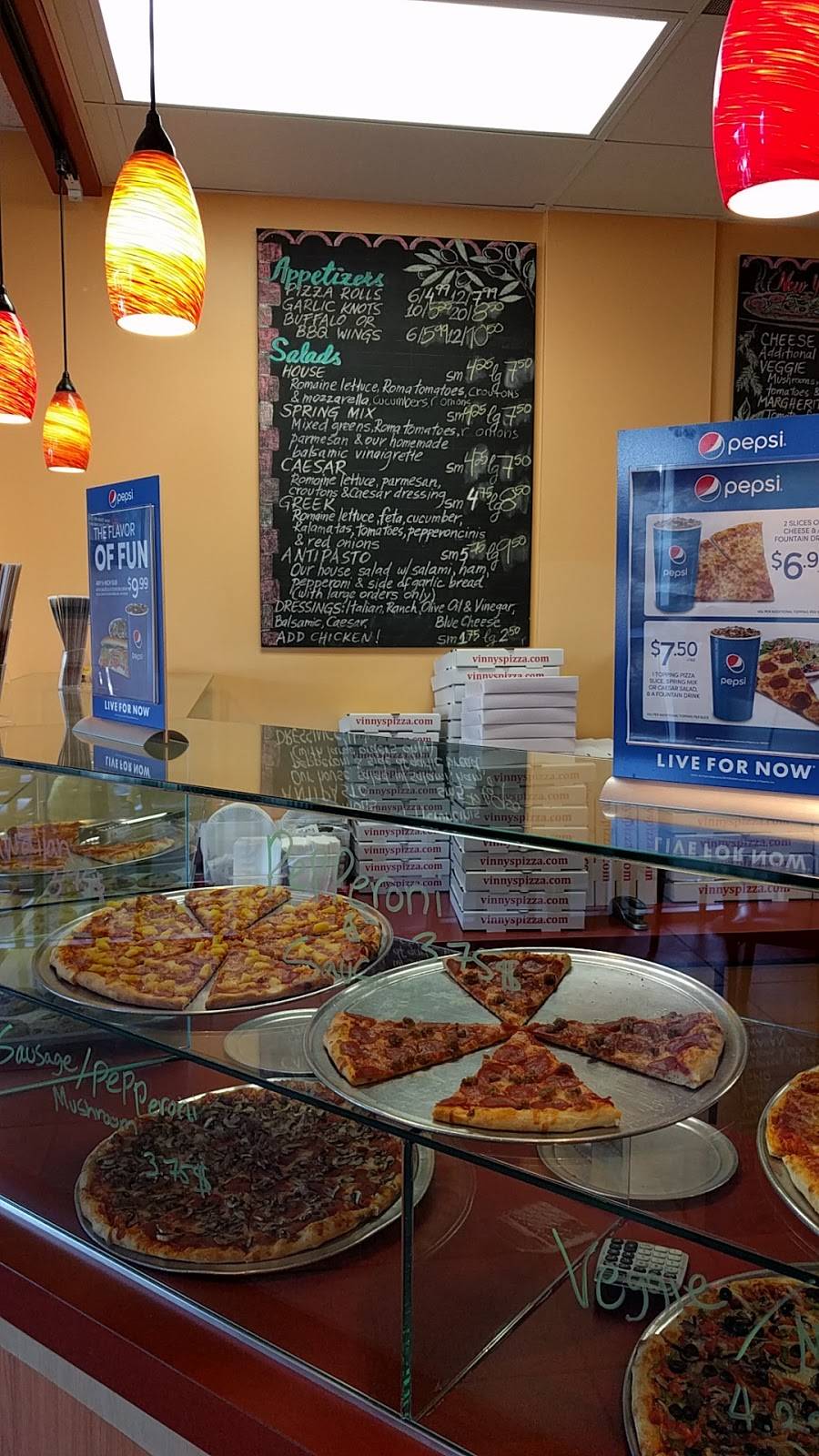 Vinnys Pizza | restaurant | 310 E Grand Ave, El Segundo, CA 90245, USA | 3103225464 OR +1 310-322-5464