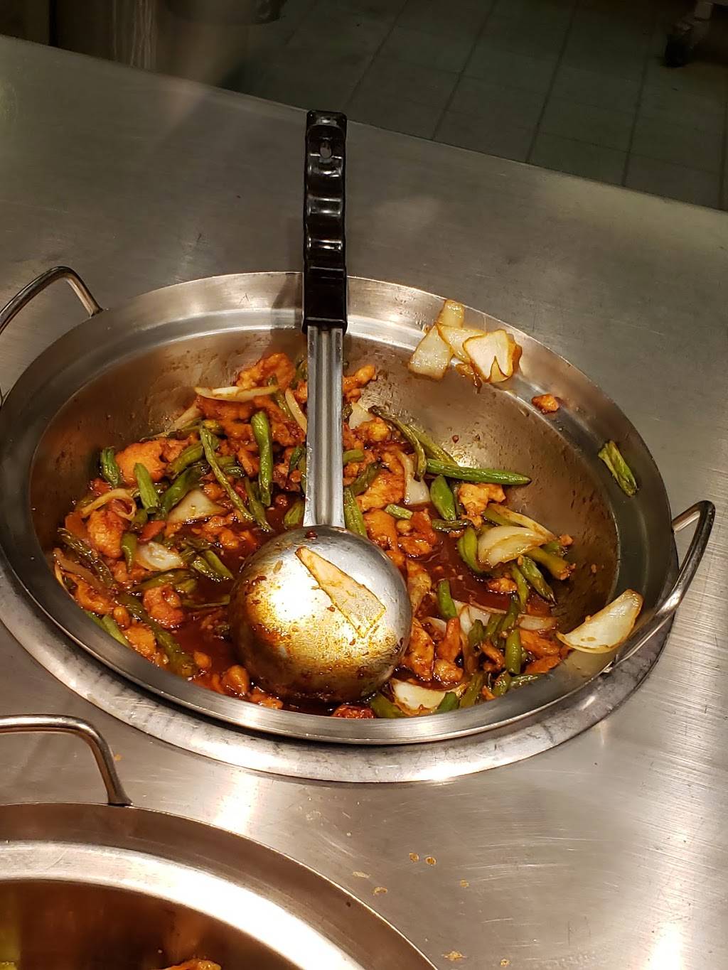 Panda Express | restaurant | 3940 N Gloster St, Tupelo, MS 38804, USA | 6626208887 OR +1 662-620-8887