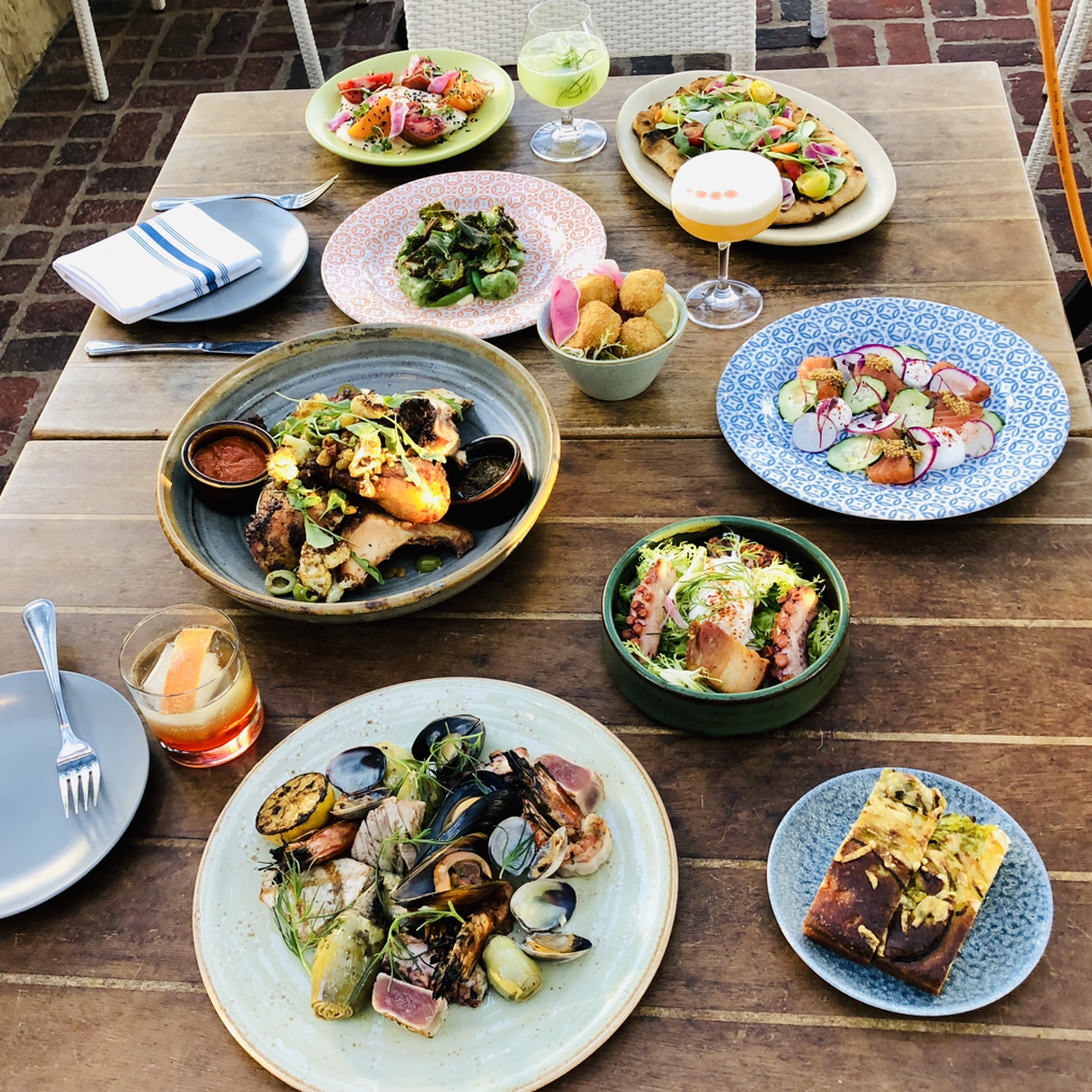 Convivo Restaurant and Bar | restaurant | 3642, 901 E Cabrillo Blvd, Santa Barbara, CA 93103, USA | 8058456789 OR +1 805-845-6789