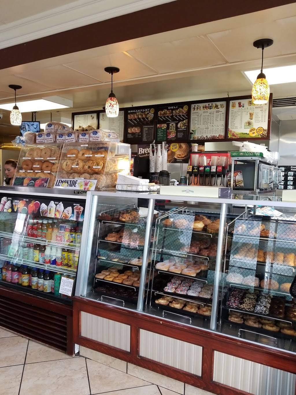Yum Yum Donuts | cafe | 8139 W Manchester Ave, Playa Del Rey, CA 90293, USA | 3108230045 OR +1 310-823-0045