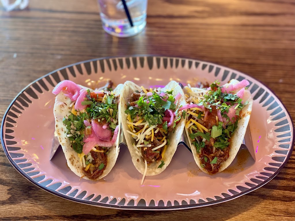 Salt Tacos ỹ Tequila - Norterra | restaurant | 2450 W Happy Valley Rd Suite 1143, Phoenix, AZ 85085, USA | 6238696047 OR +1 623-869-6047