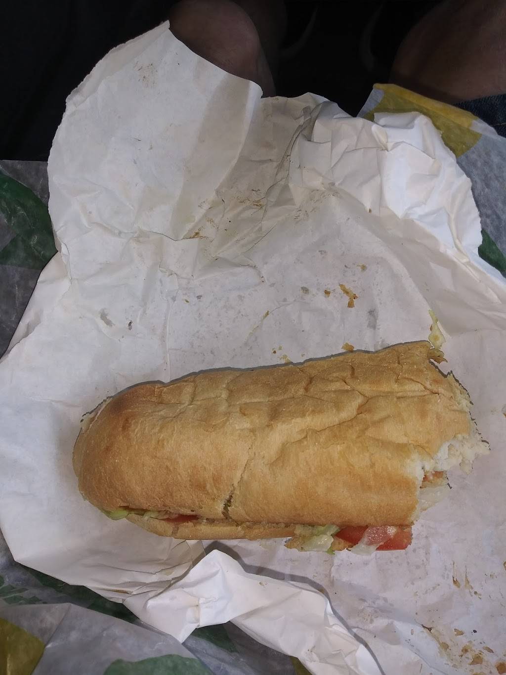 Subway | restaurant | 317 Harding Pl, Nashville, TN 37211, USA | 6157818310 OR +1 615-781-8310