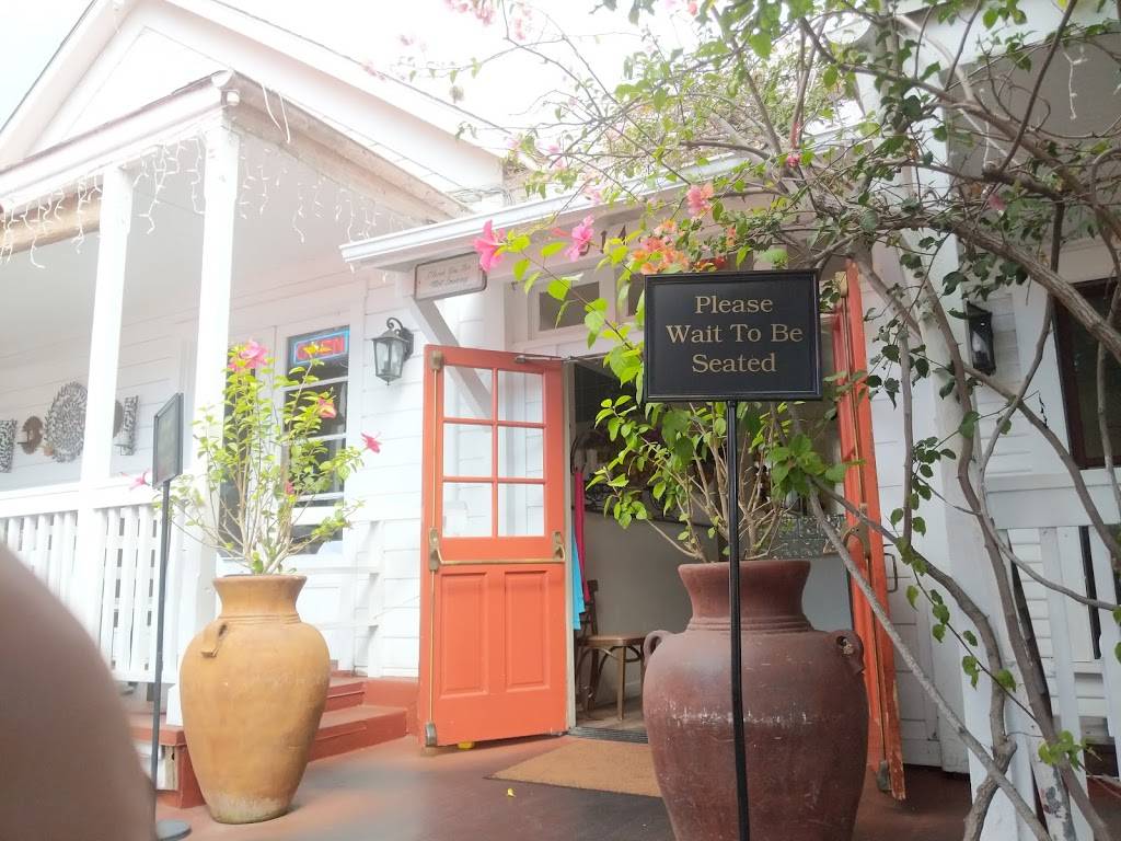 La Playa Azul Cafe | restaurant | 914 Santa Barbara St, Santa Barbara, CA 93101, USA | 8059662860 OR +1 805-966-2860