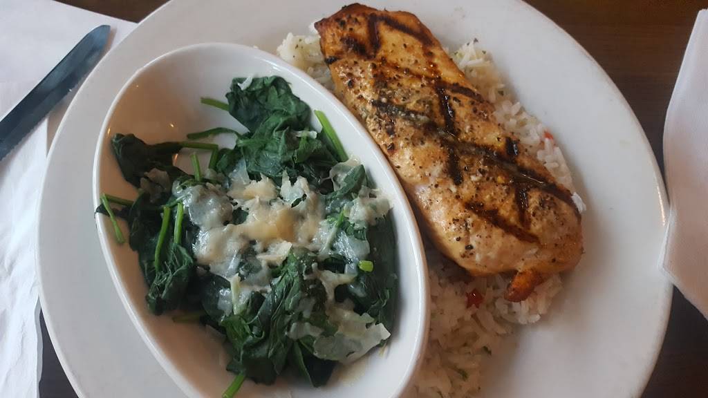 TGI Fridays | restaurant | 5919 Canoga Ave, Woodland Hills, CA 91367, USA | 8188882617 OR +1 818-888-2617