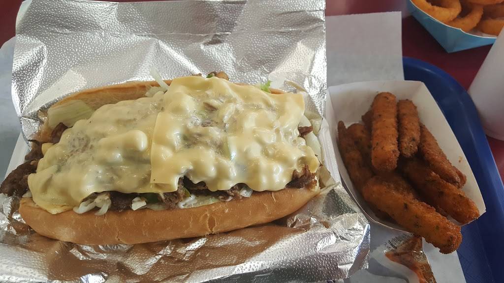 Frosty Queen | restaurant | 1850 Van Ness Ave, Fresno, CA 93721, USA | 5597217445 OR +1 559-721-7445