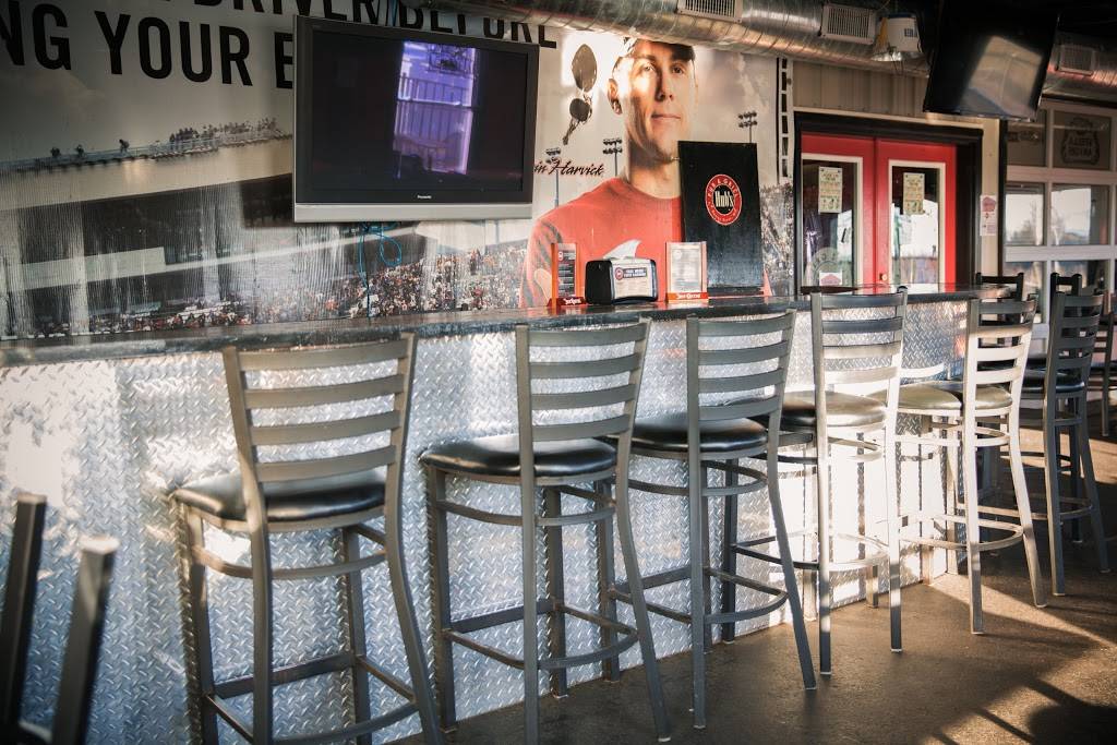 Hubs Pub and Grill | night club | 10 N S Dover St, Bonne Terre, MO 63628, USA | 5733589098 OR +1 573-358-9098