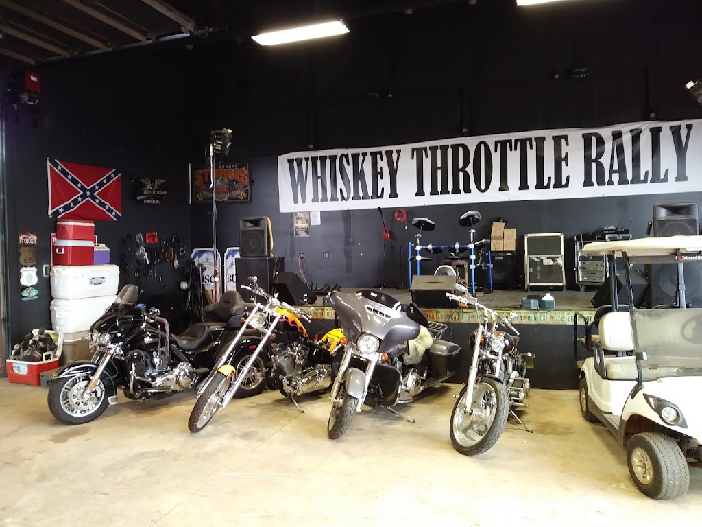 Lyannas Lakeside Bar & Grill | restaurant | 10850 S Cedar Rd, Hinton, OK 73047, USA | 4052846788 OR +1 405-284-6788