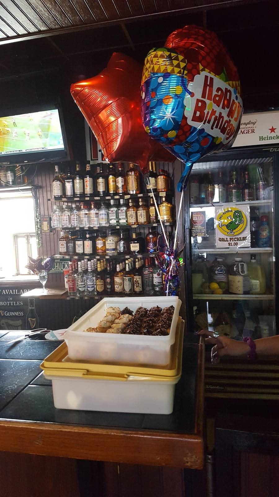 Charlies 2 Pub & Grill | restaurant | 3239 S US-1, Fort Pierce, FL 34982, USA | 7724295300 OR +1 772-429-5300