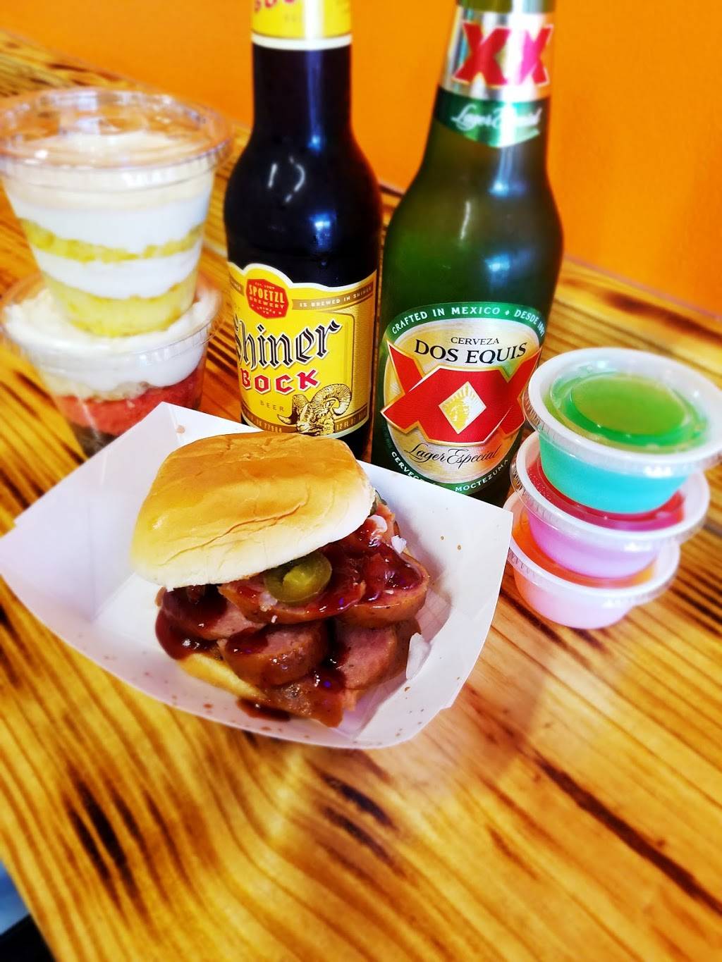 Mixxed Daiquiri Express | restaurant | 4145 S Interstate 35 E Suite 105, Denton, TX 76210, USA | 4696284618 OR +1 469-628-4618