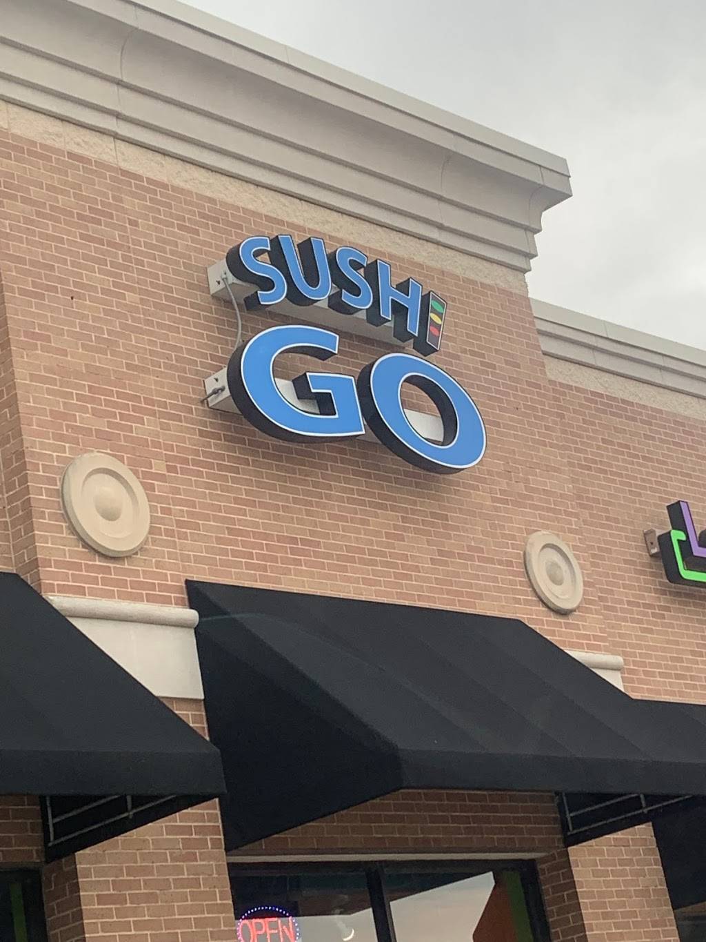 Sushi Go | restaurant | 2021 Justin Rd #240, Flower Mound, TX 75028, USA | 9723556395 OR +1 972-355-6395