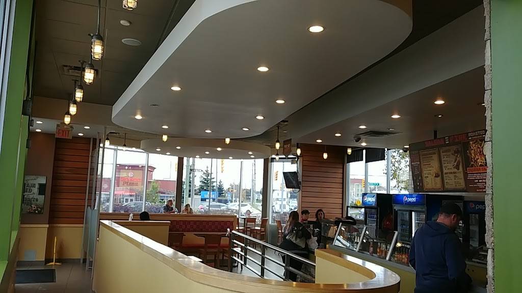 Mucho Burrito Fresh Mexican Grill | restaurant | 50 Mapleview Dr W, Barrie, ON L4N 6L4, Canada | 7057396824 OR +1 705-739-6824