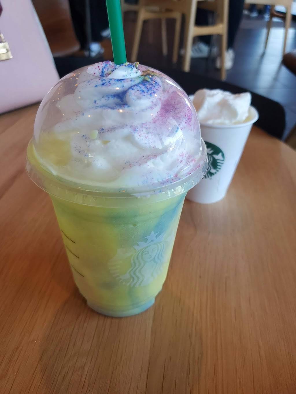 Starbucks | cafe | 1436 N H St, Lompoc, CA 93436, USA | 8057357320 OR +1 805-735-7320