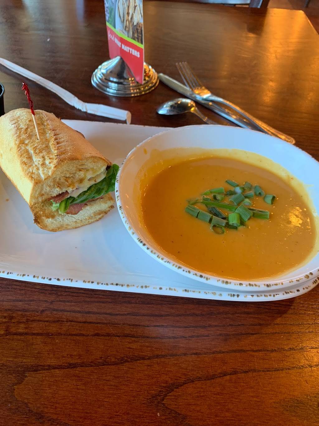 Newks Eatery | restaurant | 1065 Highland Colony Pkwy Suite A, Ridgeland, MS 39157, USA | 6017072863 OR +1 601-707-2863