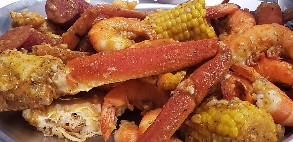 The Crab Station - El Paso | restaurant | 6450 N Desert Blvd c104, El Paso, TX 79912, USA | 9152496411 OR +1 915-249-6411