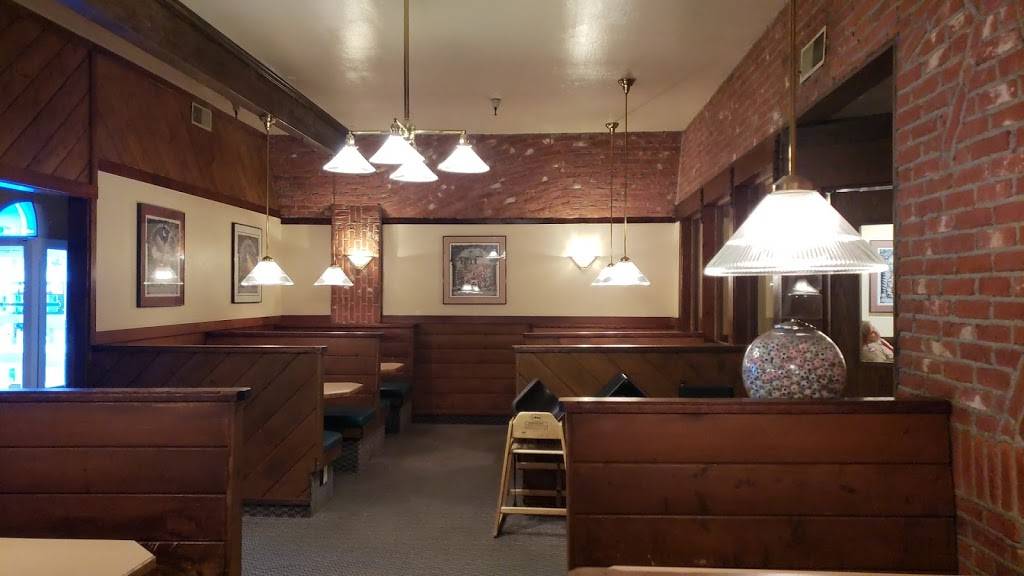 Round Table Pizza | meal delivery | 550 Montecito Center, Santa Rosa, CA 95405, USA | 7075381777 OR +1 707-538-1777