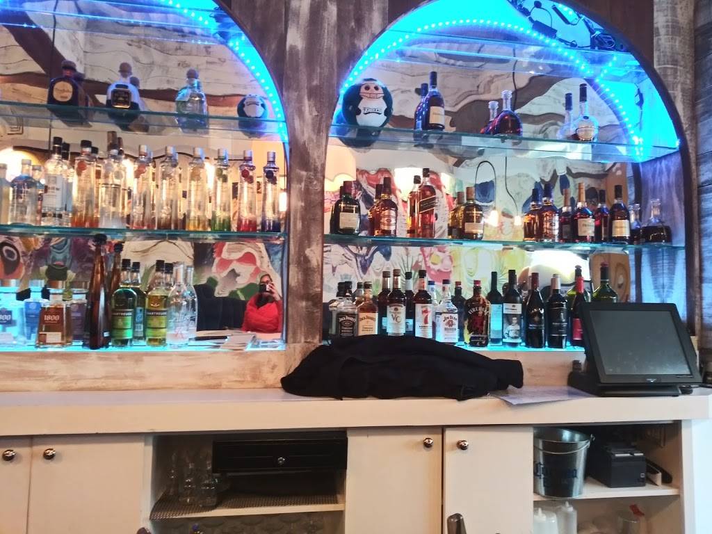 Sarandonga | restaurant | 233 Hamilton St, Allentown, PA 18101, USA | 6108214888 OR +1 610-821-4888