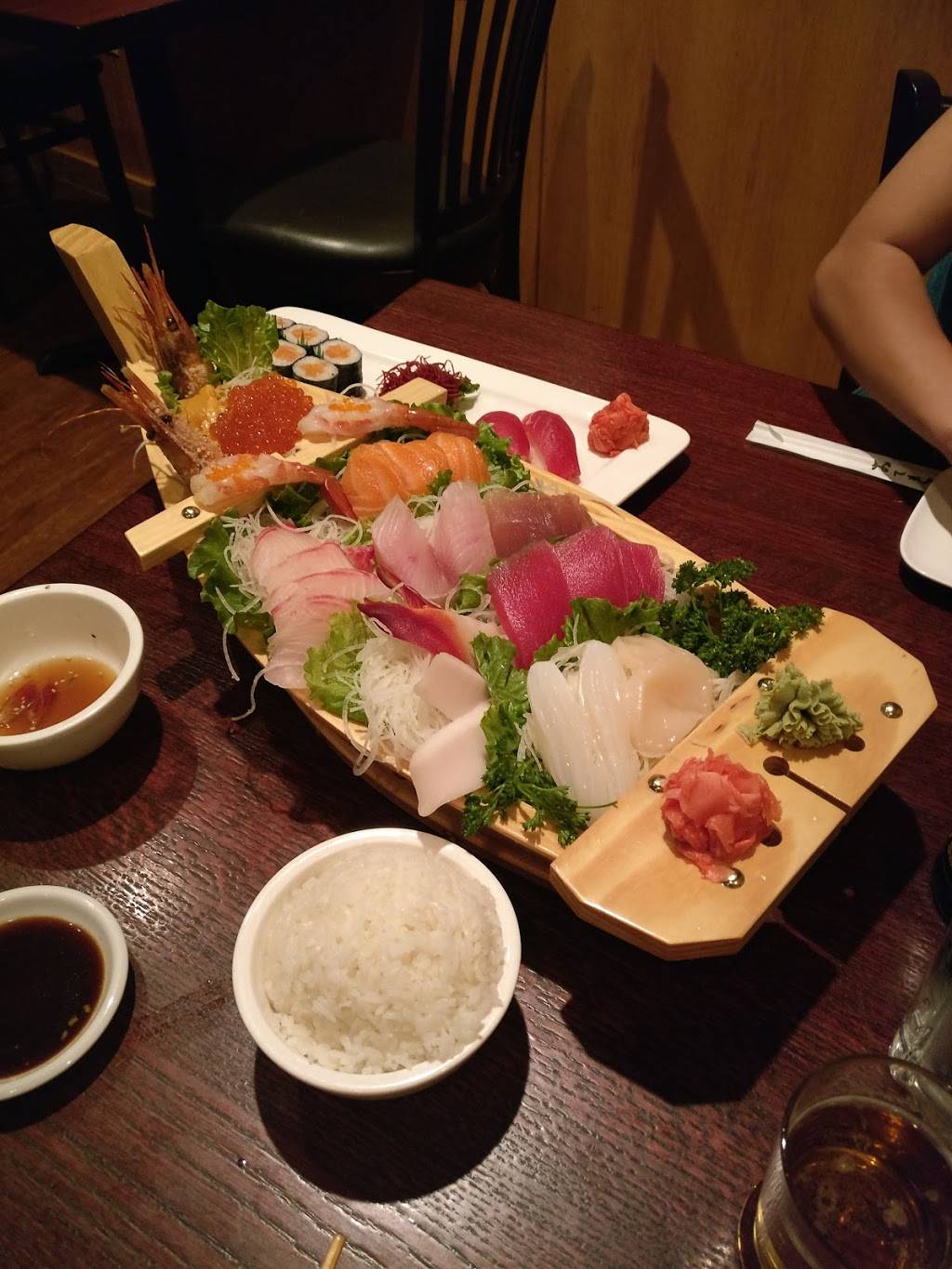 Asakusa | restaurant | 6224 Lima Rd, Fort Wayne, IN 46818, USA | 2604906888 OR +1 260-490-6888