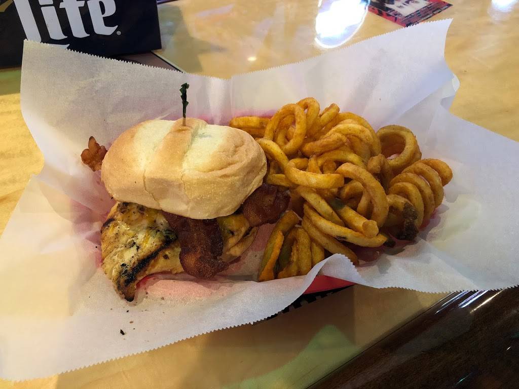 Wings Etc. | restaurant | 3047 William St Suite 105, Cape Girardeau, MO 63703, USA | 5736934043 OR +1 573-693-4043