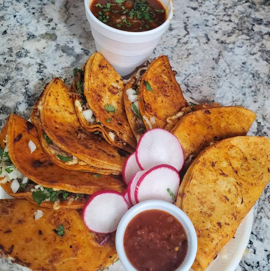 Two Angels Tacos | restaurant | 154 Gansett Ave, Cranston, RI 02910, USA | 4014338570 OR +1 401-433-8570