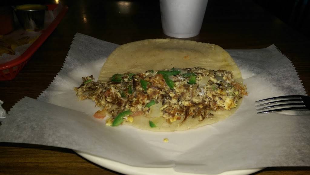 El Rancho Mexican Restaurant | restaurant | 615 2nd St, Pleasanton, TX 78064, USA | 8305693305 OR +1 830-569-3305