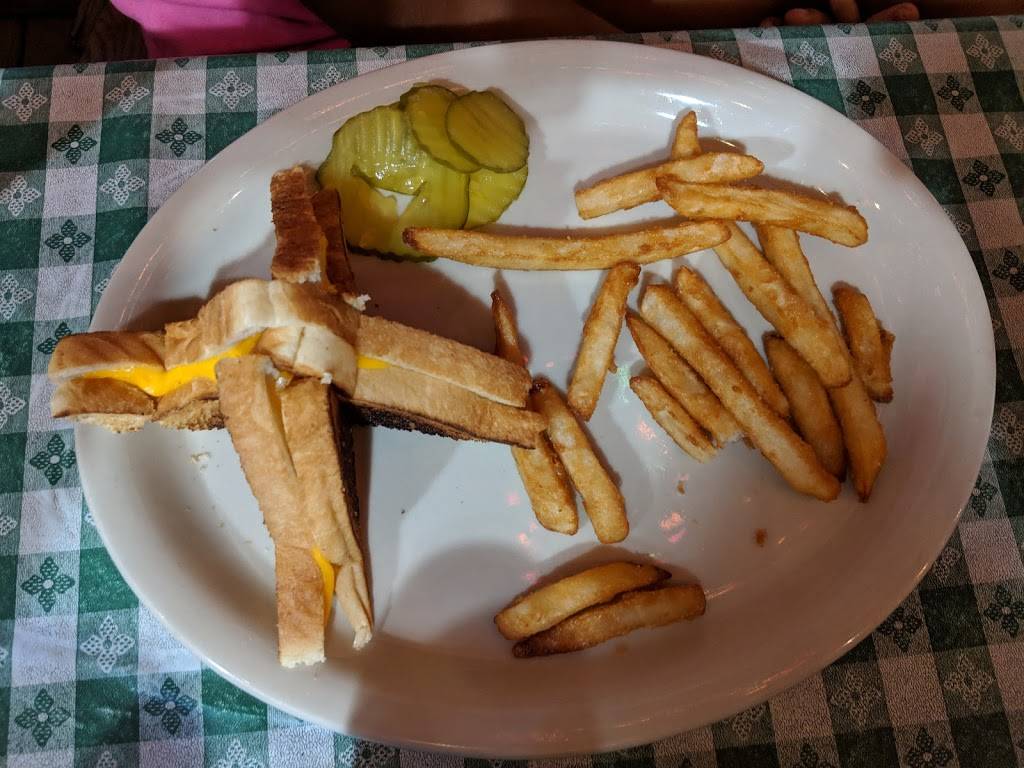 Mannys Cafe | restaurant | 7 US-87 BUS, Comfort, TX 78013, USA | 8309953060 OR +1 830-995-3060