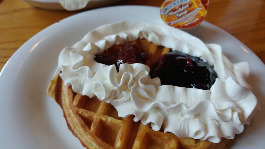 Purple Palace | restaurant | 3 Railroad Ave, York, ME 03909, USA | 2073634650 OR +1 207-363-4650