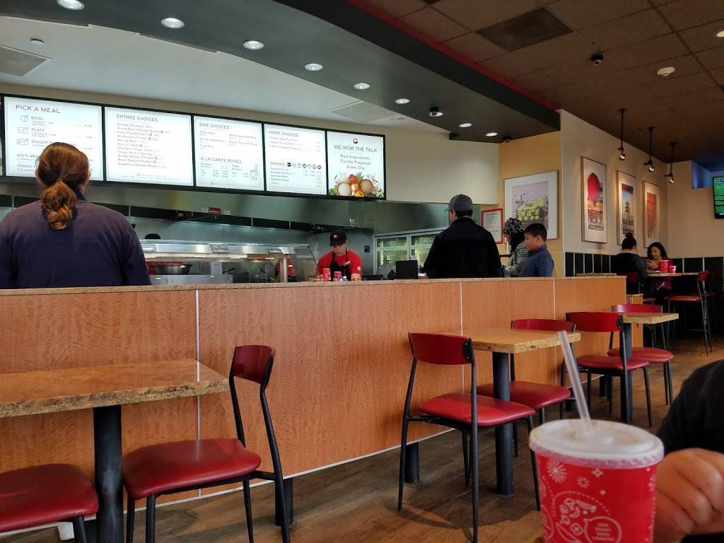 Panda Express | meal takeaway | 404 S Weber Rd, Romeoville, IL 60446, USA | 8152678623 OR +1 815-267-8623