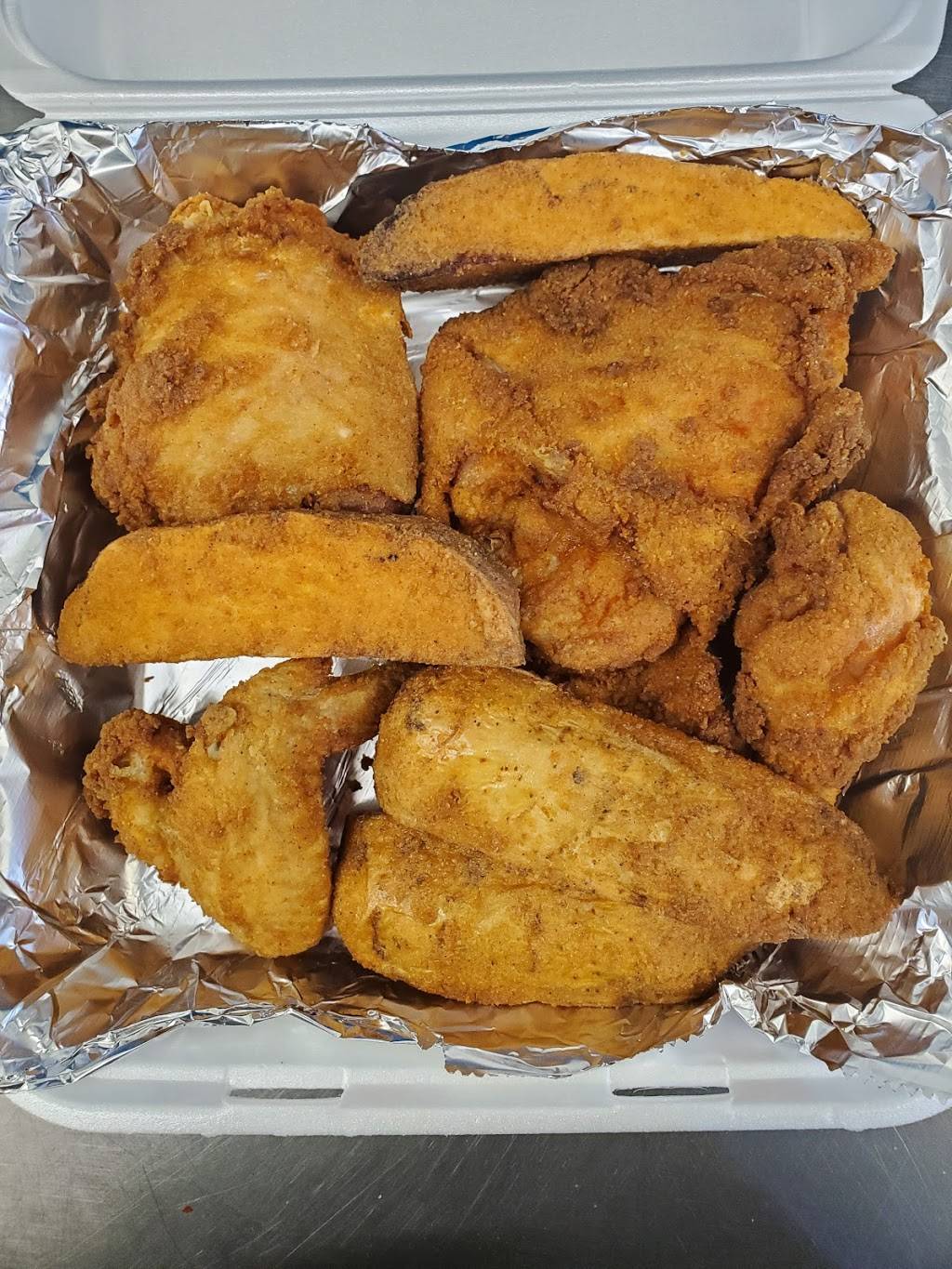 Gs Pizza World | restaurant | 15692 W Akron-Canfield Rd, Berlin Center, OH 44401, USA | 3305470088 OR +1 330-547-0088