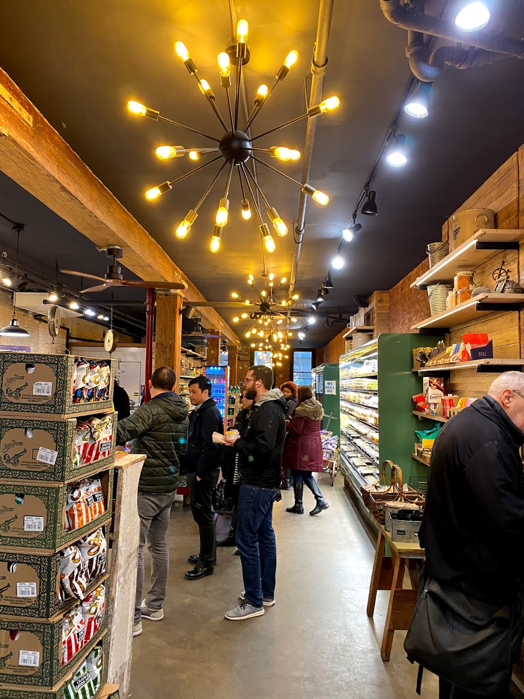 Lassen & Hennigs | restaurant | 177 Water St, Brooklyn, NY 11201, USA | 7188756272 OR +1 718-875-6272