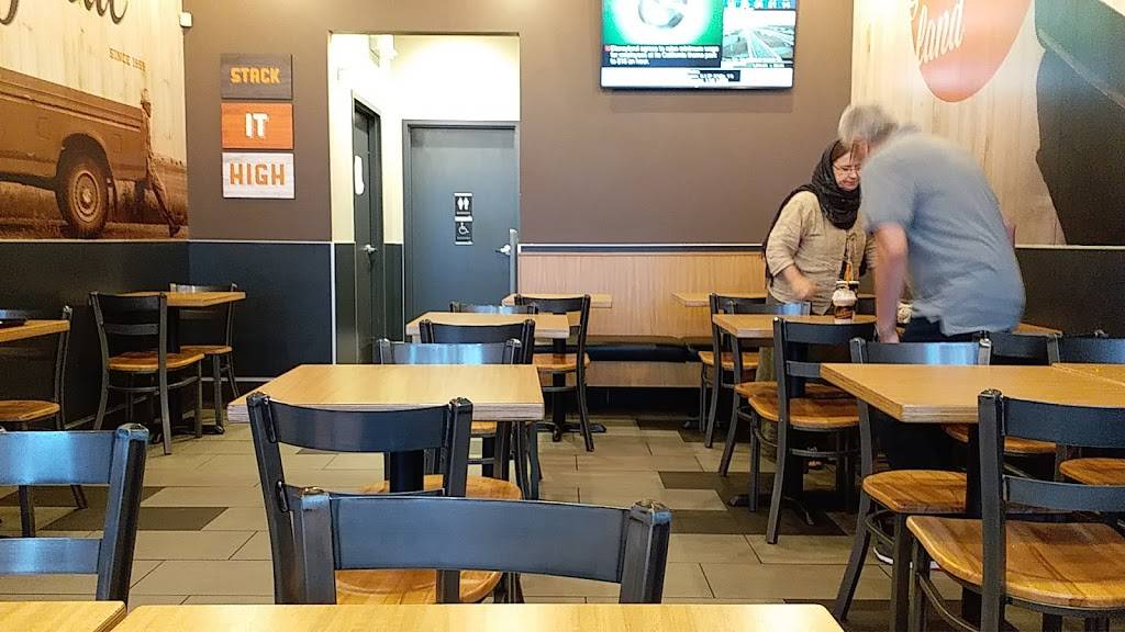 Harveys | restaurant | 543 Steeles Ave. Unit #1 Steeles Ave and, Kennedy Rd S, Brampton, ON L6W 4S2, Canada | 9054595207 OR +1 905-459-5207