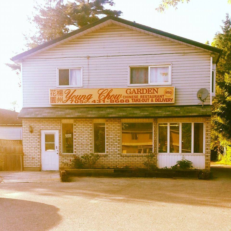 Young Chow Garden Restaurant | restaurant | 918 Innisfil Beach Rd, Innisfil, ON L9S 2C2, Canada | 7054318688 OR +1 705-431-8688