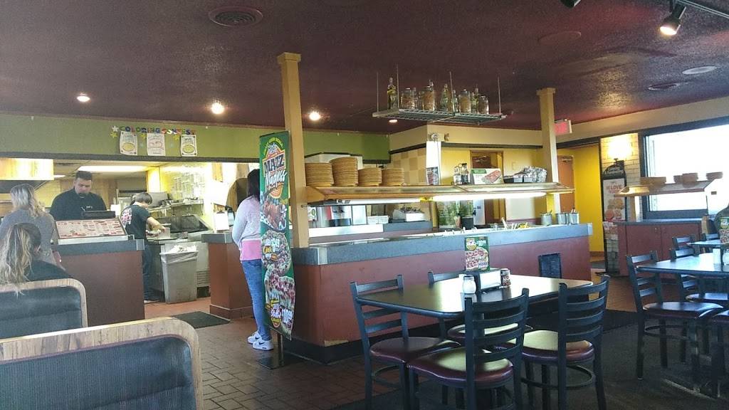 Mazzios Italian Eatery | meal delivery | 2200 East Shawnee Bypass, Muskogee, OK 74403, USA | 9186835516 OR +1 918-683-5516